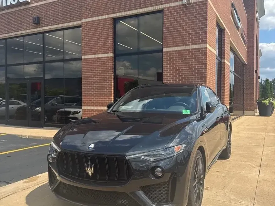 2022 Maserati Levante Modena photo 1