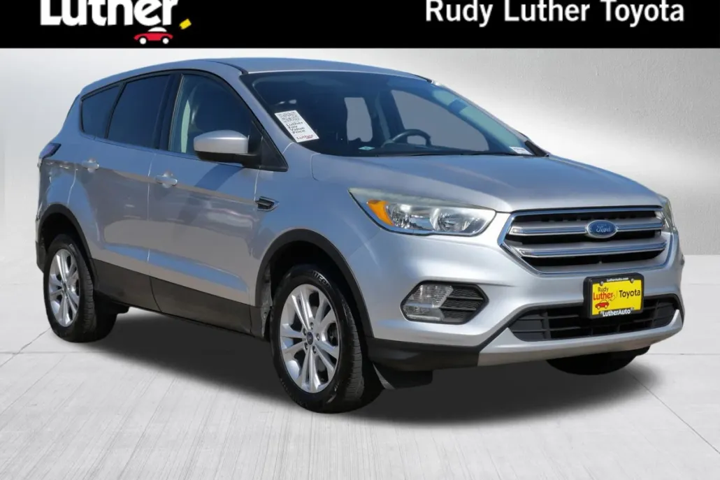 2017 Ford Escape SE photo 1
