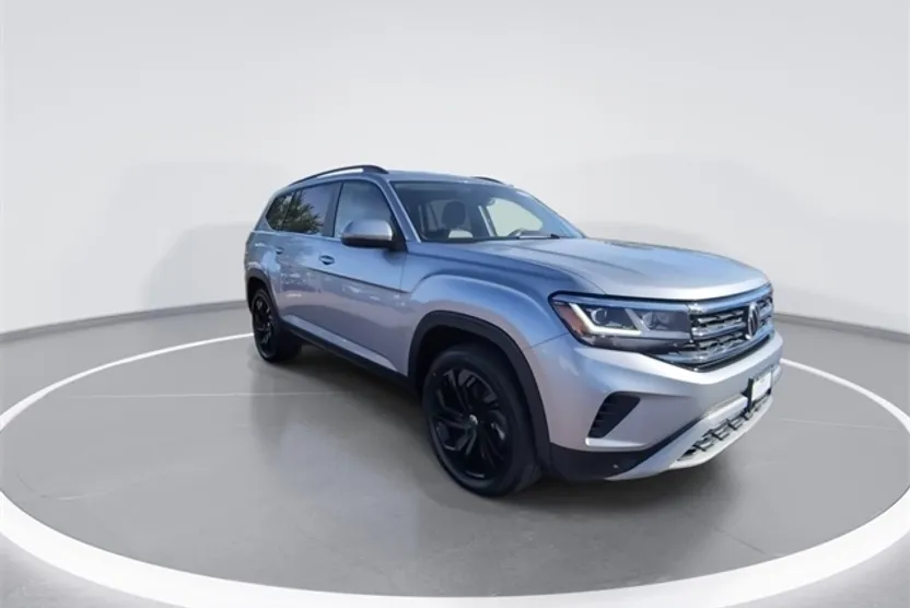 2022 Volkswagen Atlas V6 SE Technology photo 1