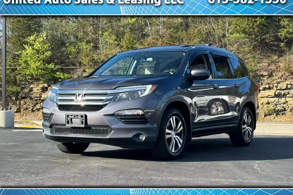 2017 Honda Pilot EX-L photo 1