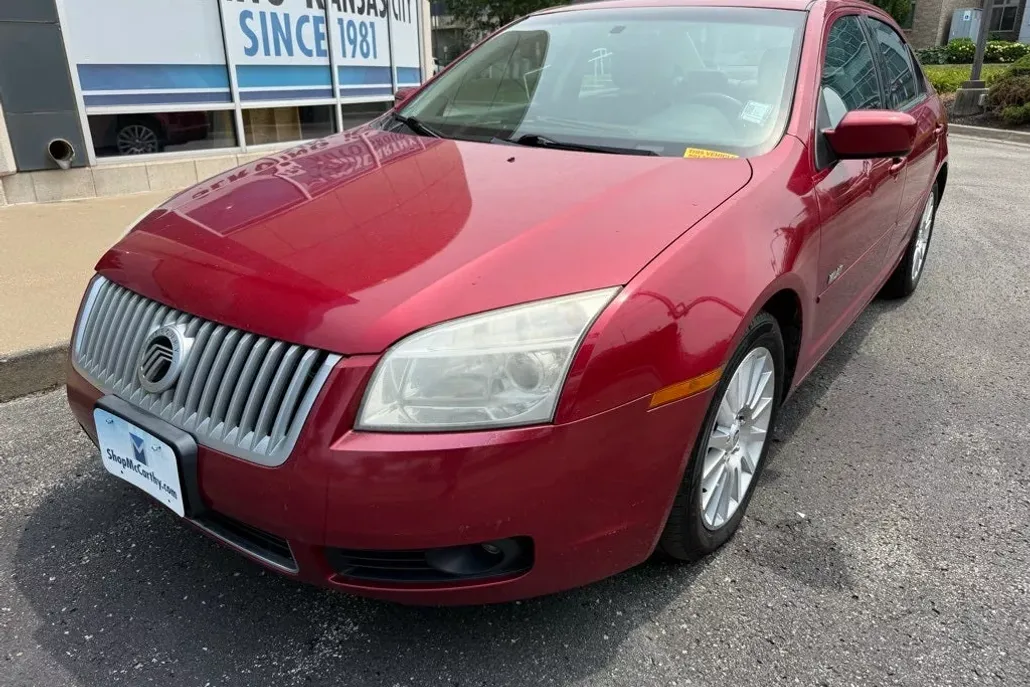 2008 Mercury Milan Premier photo 1