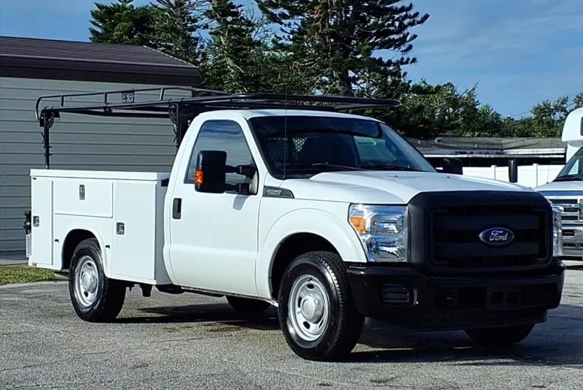 2013 Ford F-250 photo 1