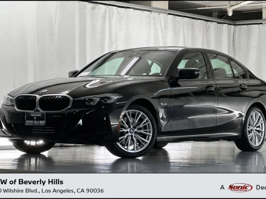2023 Bmw 330e photo 1
