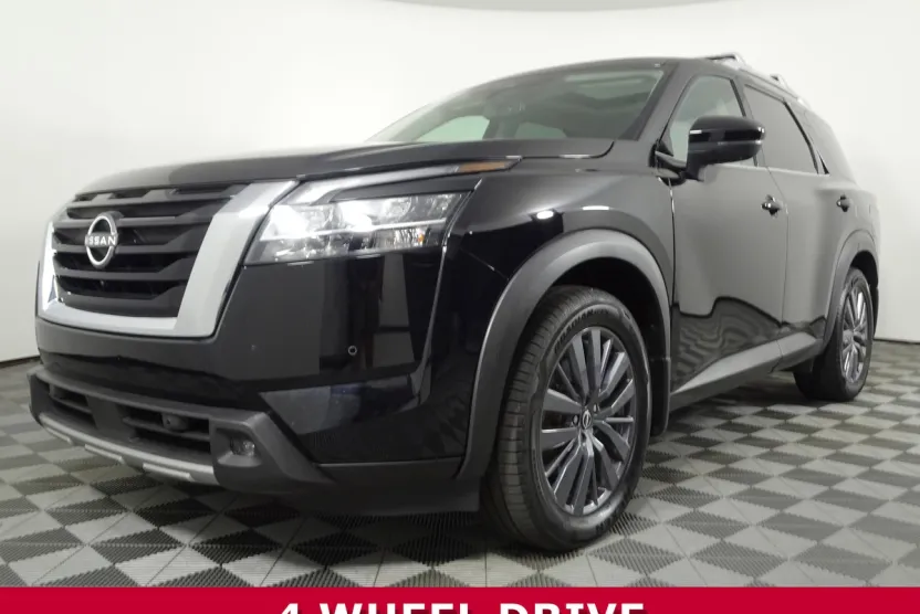 2022 Nissan Pathfinder SL photo 1