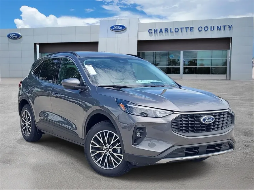 2025 Ford Escape Plug-In Hybrid photo 1