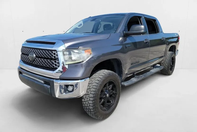 2018 Toyota Tundra SR5 photo 1