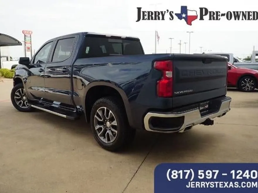 2021 Chevrolet Silverado 1500 LT photo 1