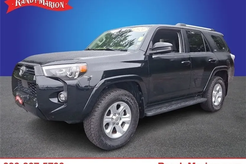 2021 Toyota 4Runner SR5 photo 1