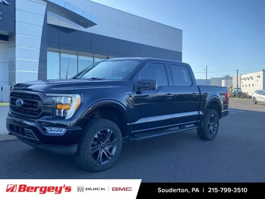 2022 Ford F-150 XLT photo 1