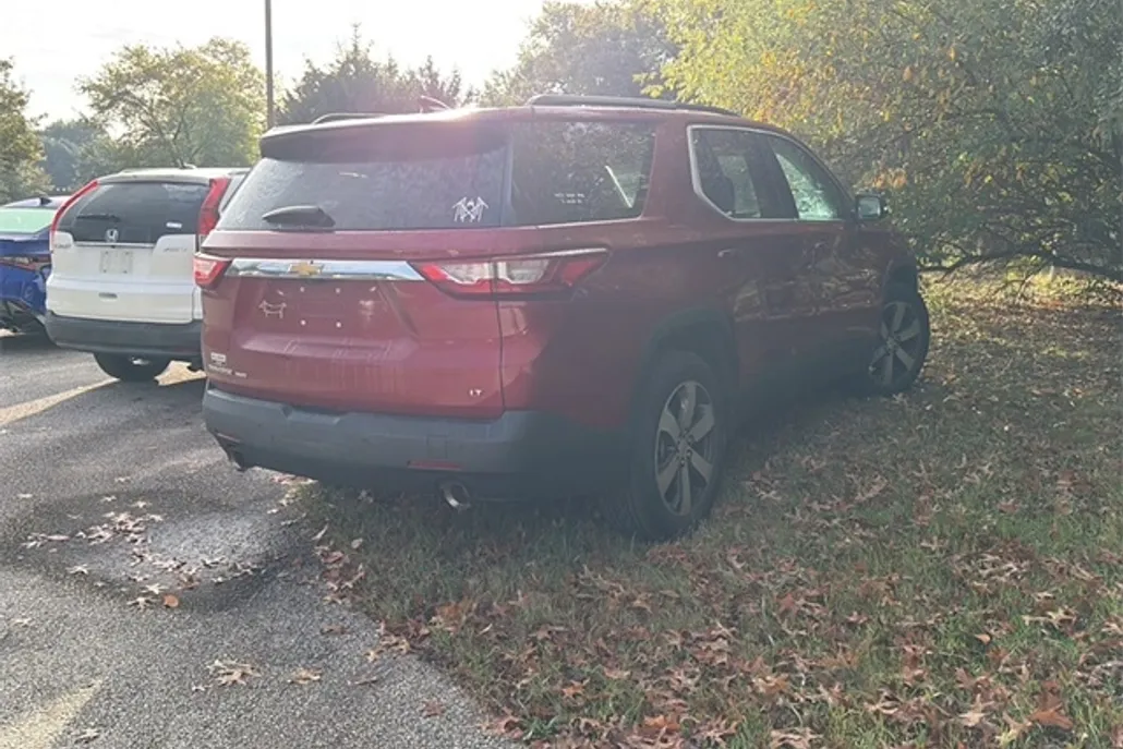2019 Chevrolet Traverse 3LT photo 1