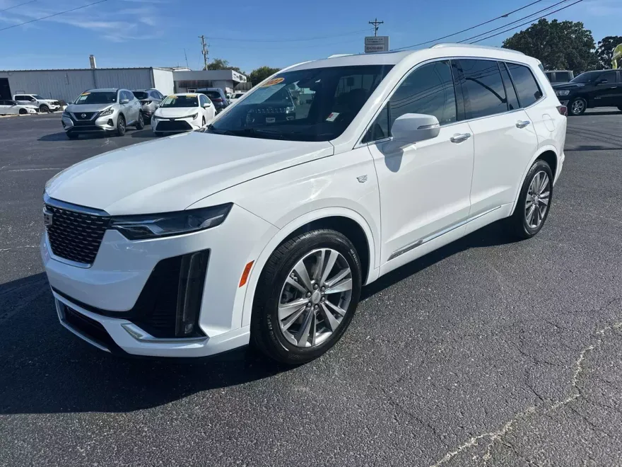 2022 Cadillac XT6 Premium Luxury photo 1