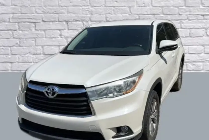 2016 Toyota Highlander Base Hybrid photo 1