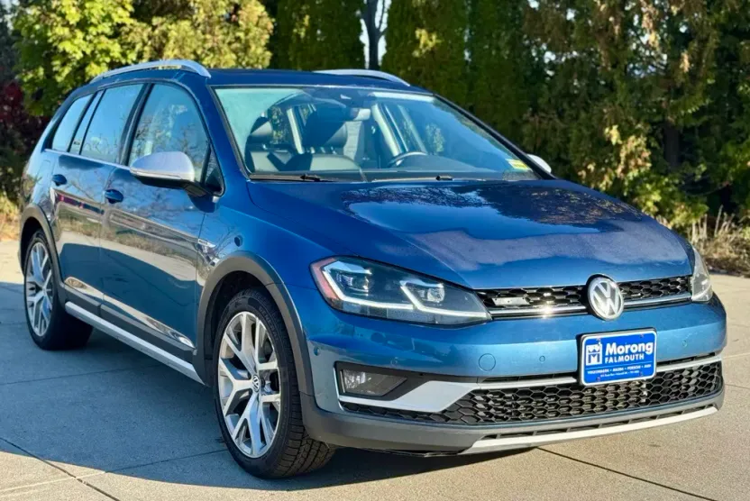 2019 Volkswagen Golf Alltrack TSI SEL photo 1