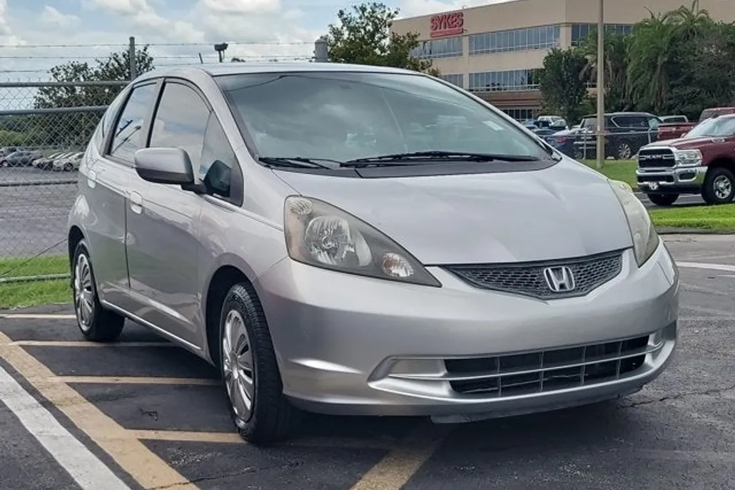 2013 Honda Fit photo 1