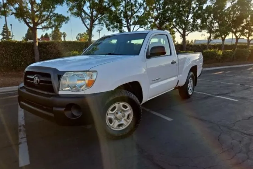 2006 Toyota Tacoma DLX photo 1