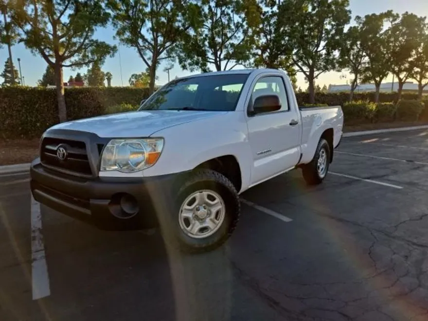 2006 Toyota Tacoma DLX photo 1