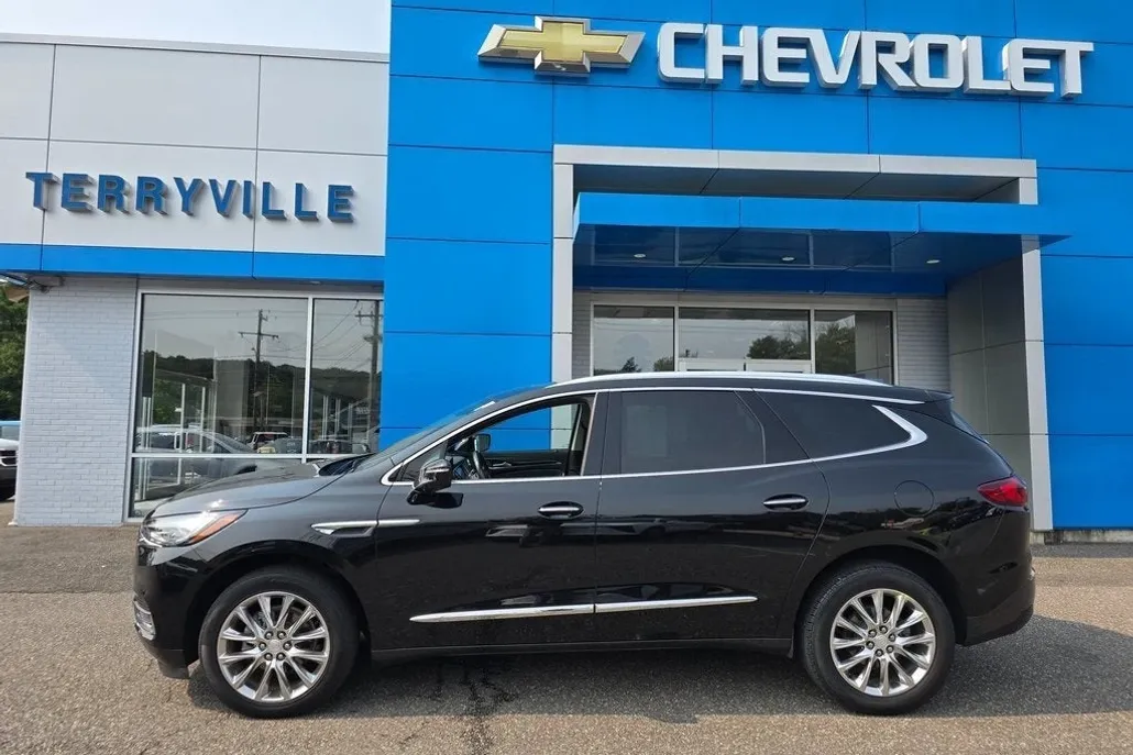 2021 Buick Enclave Essence photo 1