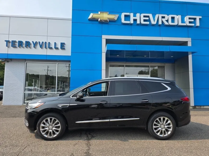 2021 Buick Enclave Essence photo 1