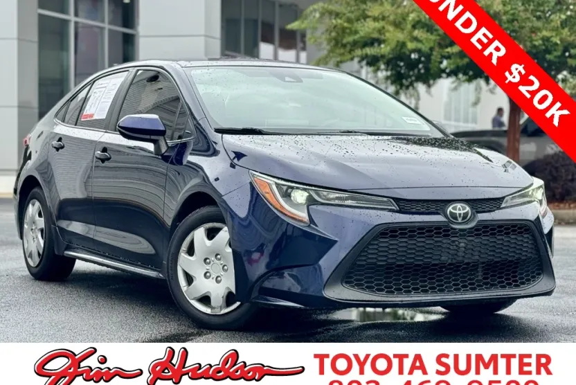 2020 Toyota Corolla LE photo 1