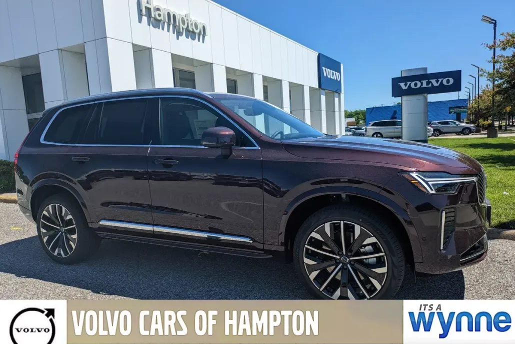 2025 Volvo XC90 T8 Plus photo 1