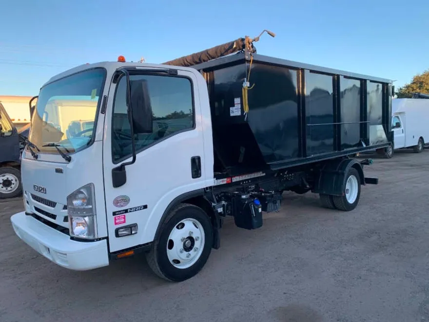 2022 Isuzu NRR Low Cab Forward photo 1