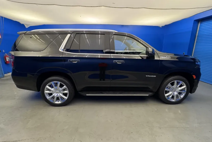 2023 Chevrolet Tahoe High Country photo 1