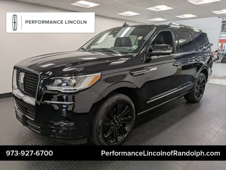 2023 Lincoln Navigator Reserve photo 1