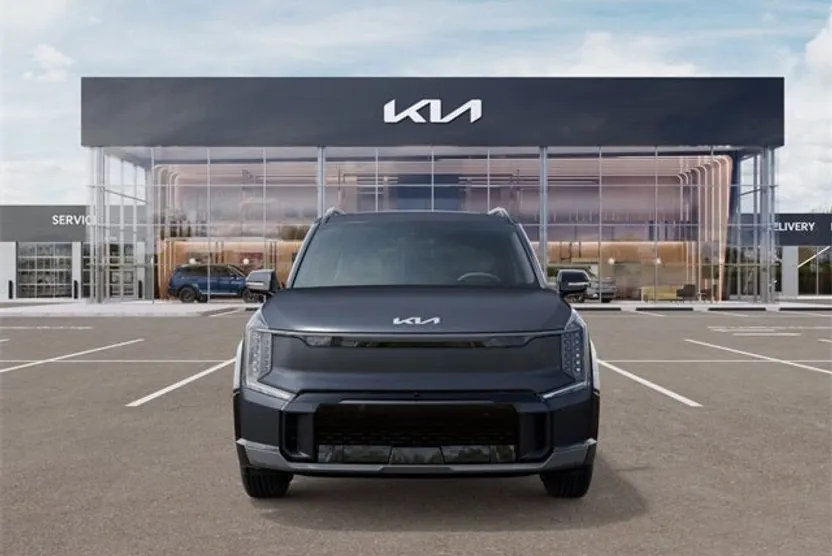 2026 Kia EV9 GT-Line photo 1