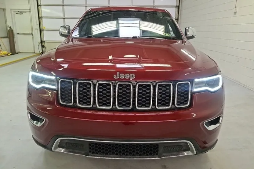 2019 Jeep Grand Cherokee Limited photo 1