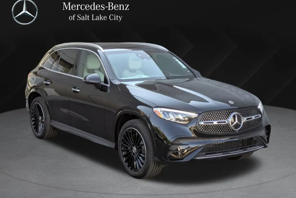 2026 Mercedes Benz GLC 300 4MATIC photo 1