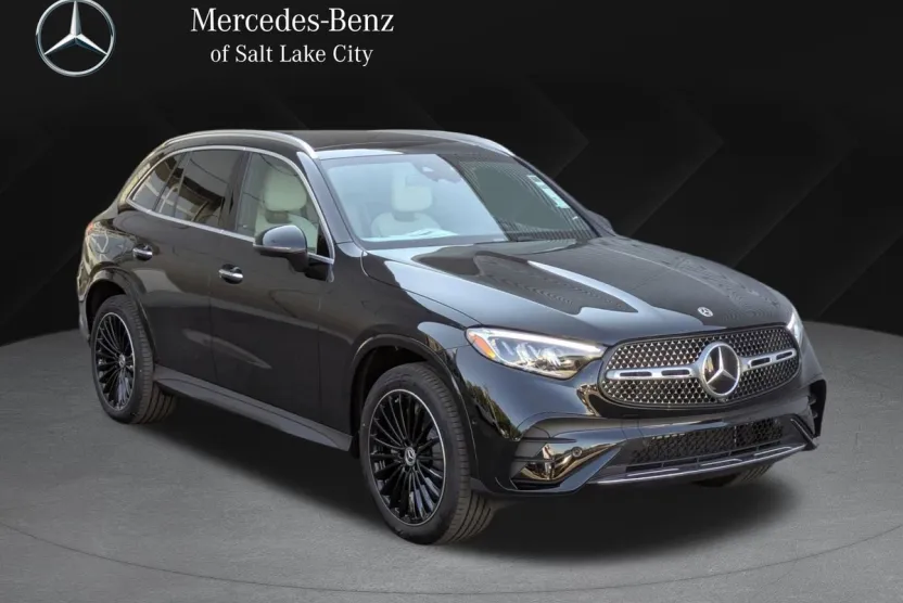 2026 Mercedes Benz GLC 300 4MATIC photo 1