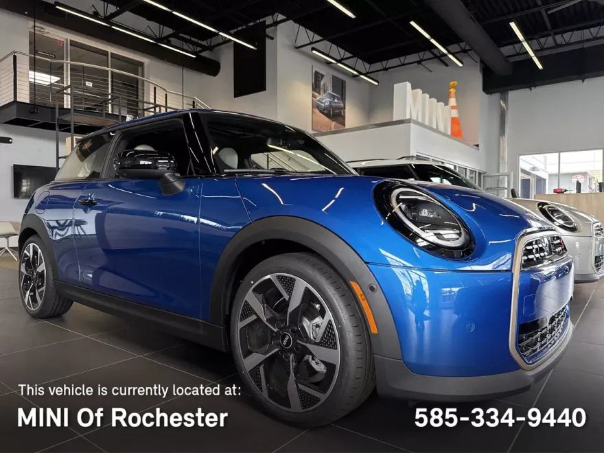 2025 Mini Cooper S Hardtop 2 Door Iconic photo 1