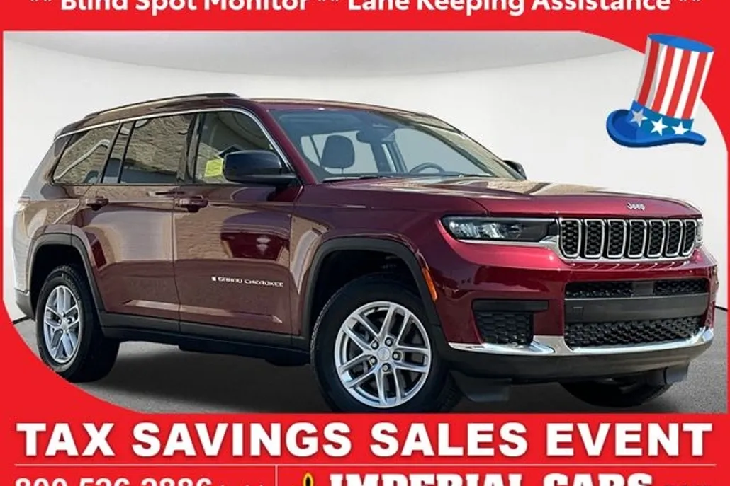 2023 Jeep Grand Cherokee Laredo photo 1