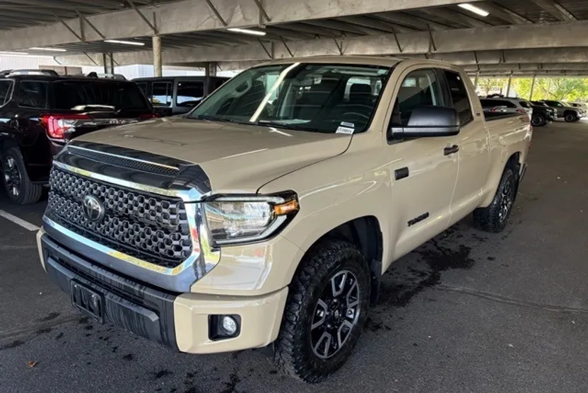 2020 Toyota Tundra SR5 Grade photo 1