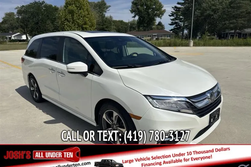 2019 Honda Odyssey Touring photo 1