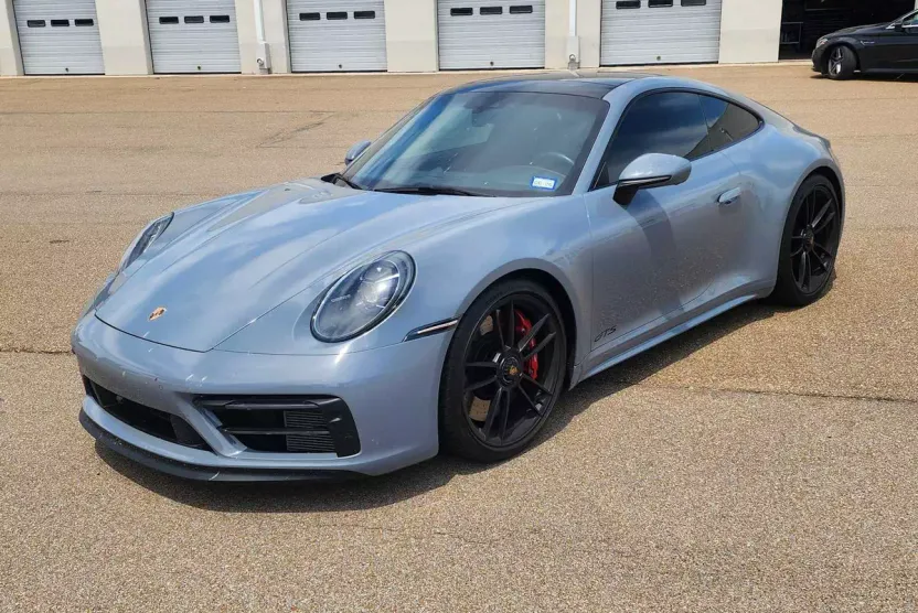 2023 Porsche 911 GTS photo 1