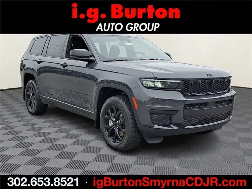 2025 Jeep Grand Cherokee Altitude photo 1
