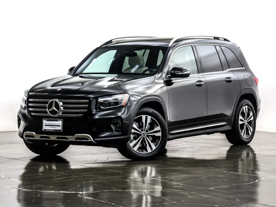 2025 Mercedes Benz GLB 250 photo 1