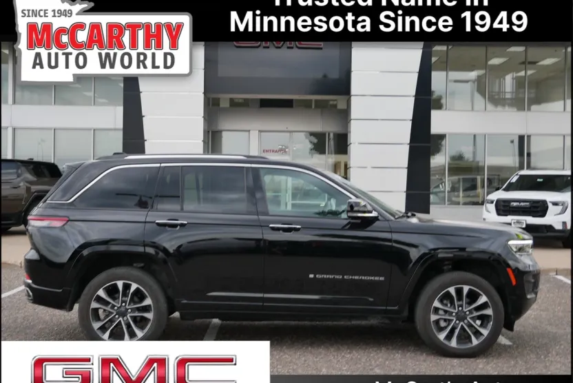 2022 Jeep Grand Cherokee Overland photo 1
