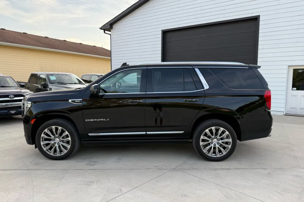 2022 Gmc Yukon Denali photo 1