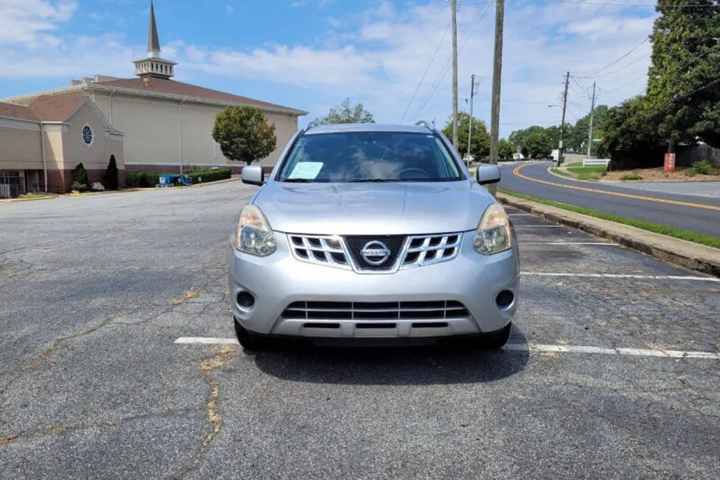 2012 Nissan Rogue SV photo 1