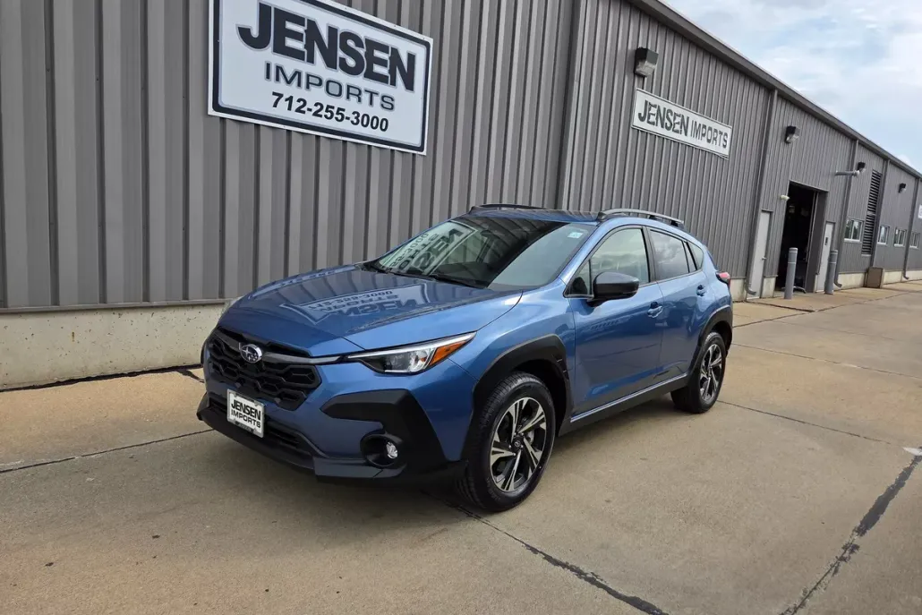2024 Subaru Crosstrek Premium photo 1