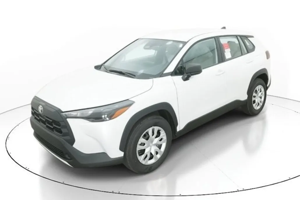 2026 Toyota Corolla Cross L photo 1