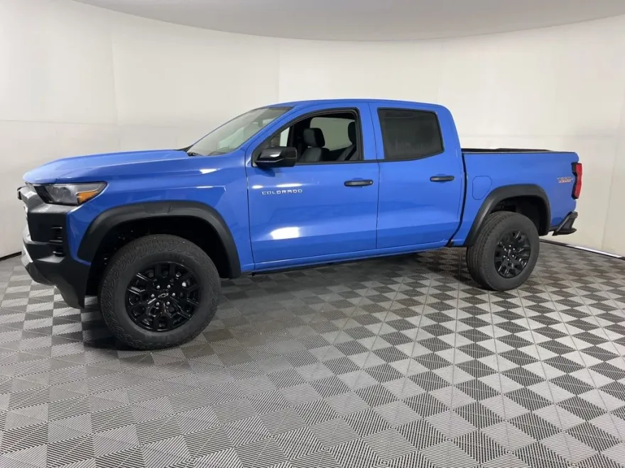 2026 Chevrolet Colorado Trail Boss photo 1