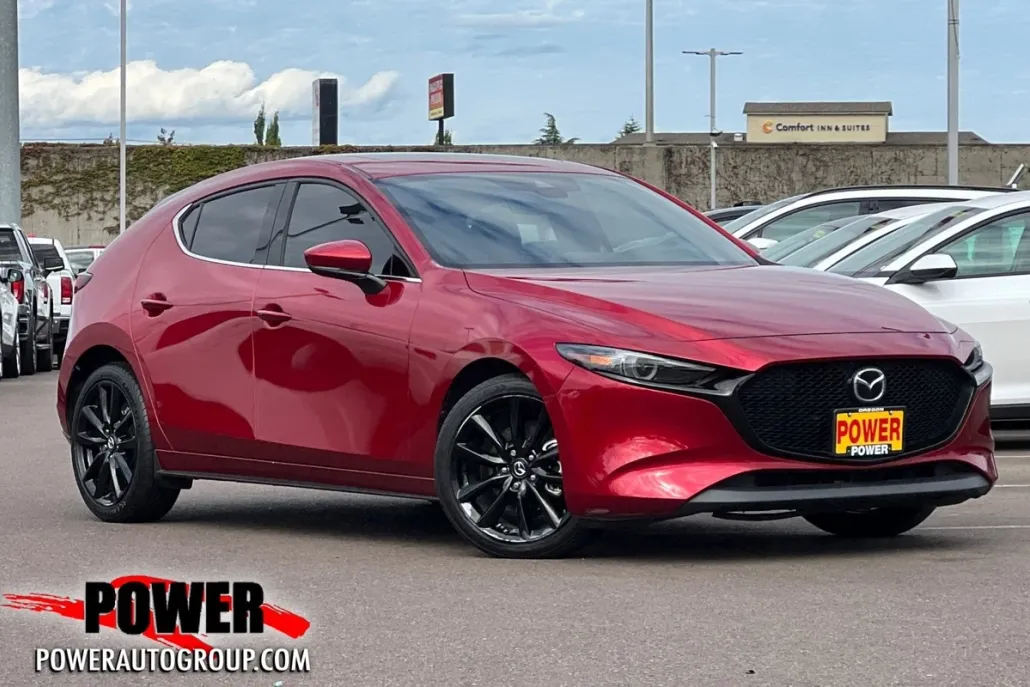 2020 Mazda Mazda3 Hatchback Premium photo 1
