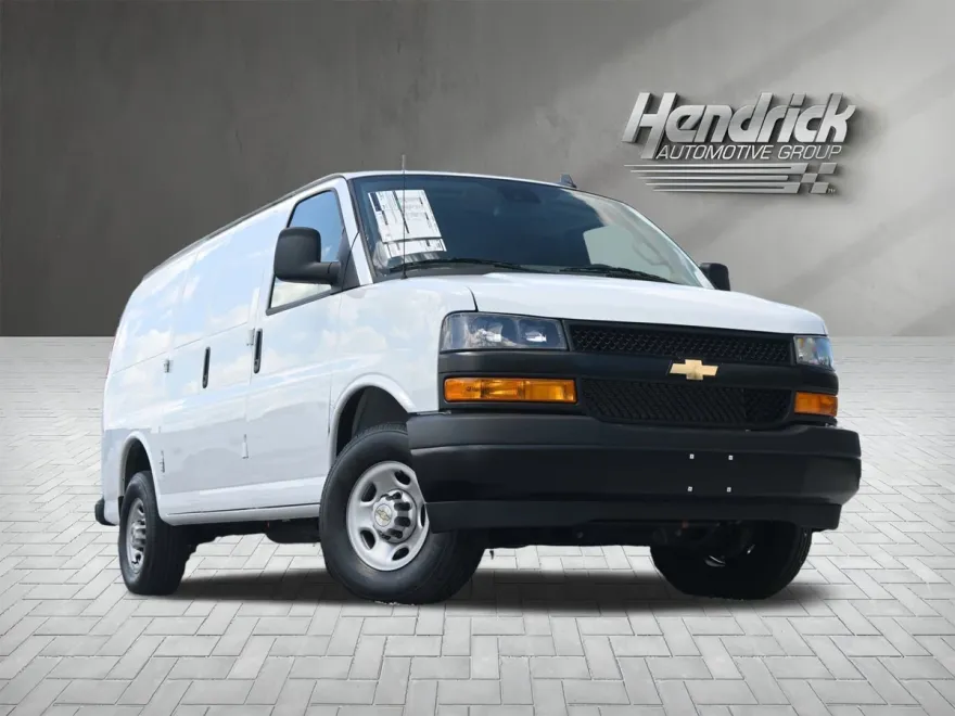 2024 Chevrolet Express Cargo 2500 photo 1