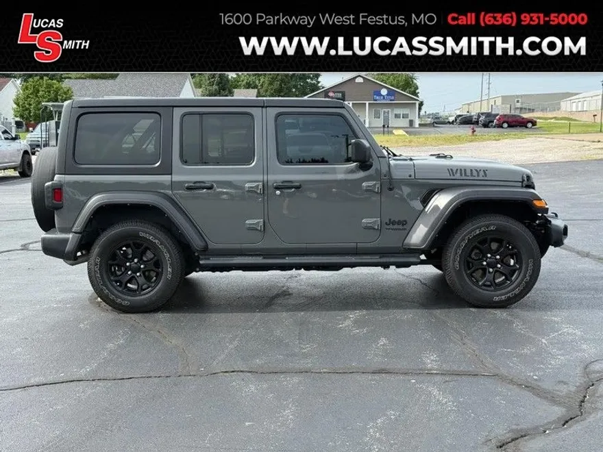 2021 Jeep Wrangler Unlimited Willys photo 1