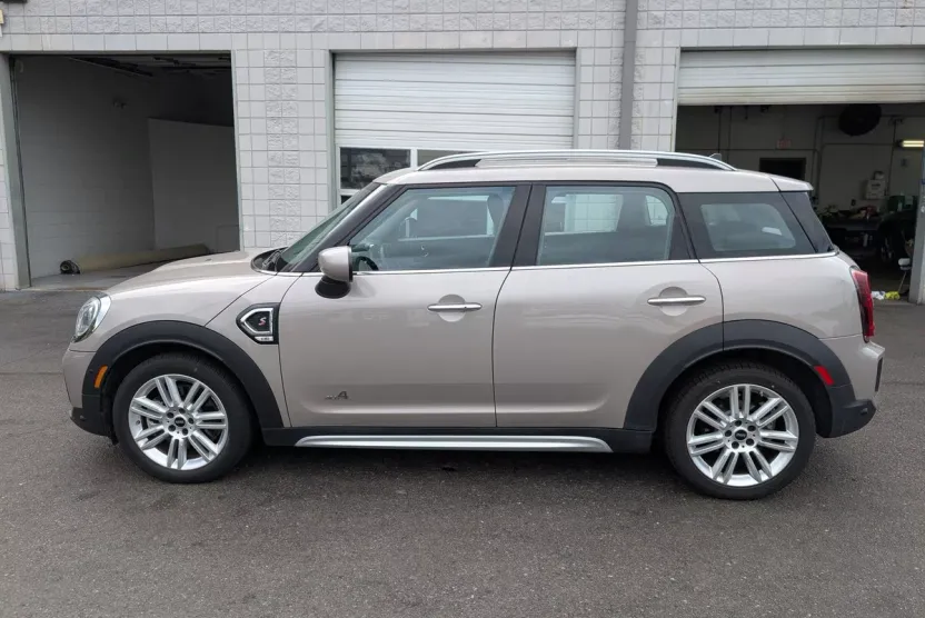 2024 Mini Countryman S ALL4 photo 1