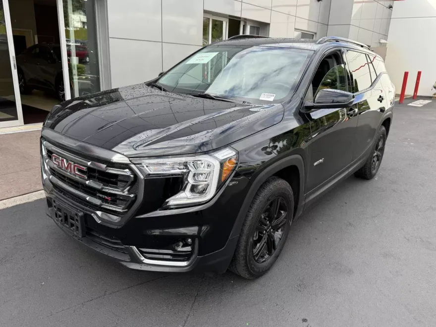 2023 Gmc Terrain AT4 photo 1