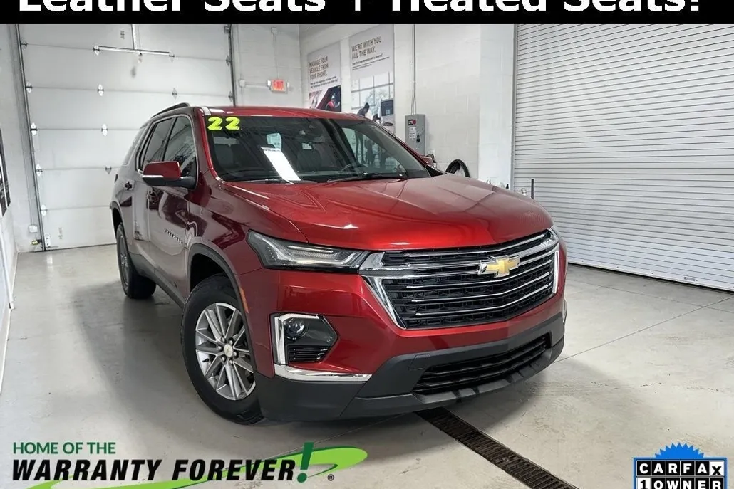 2022 Chevrolet Traverse Leather photo 1
